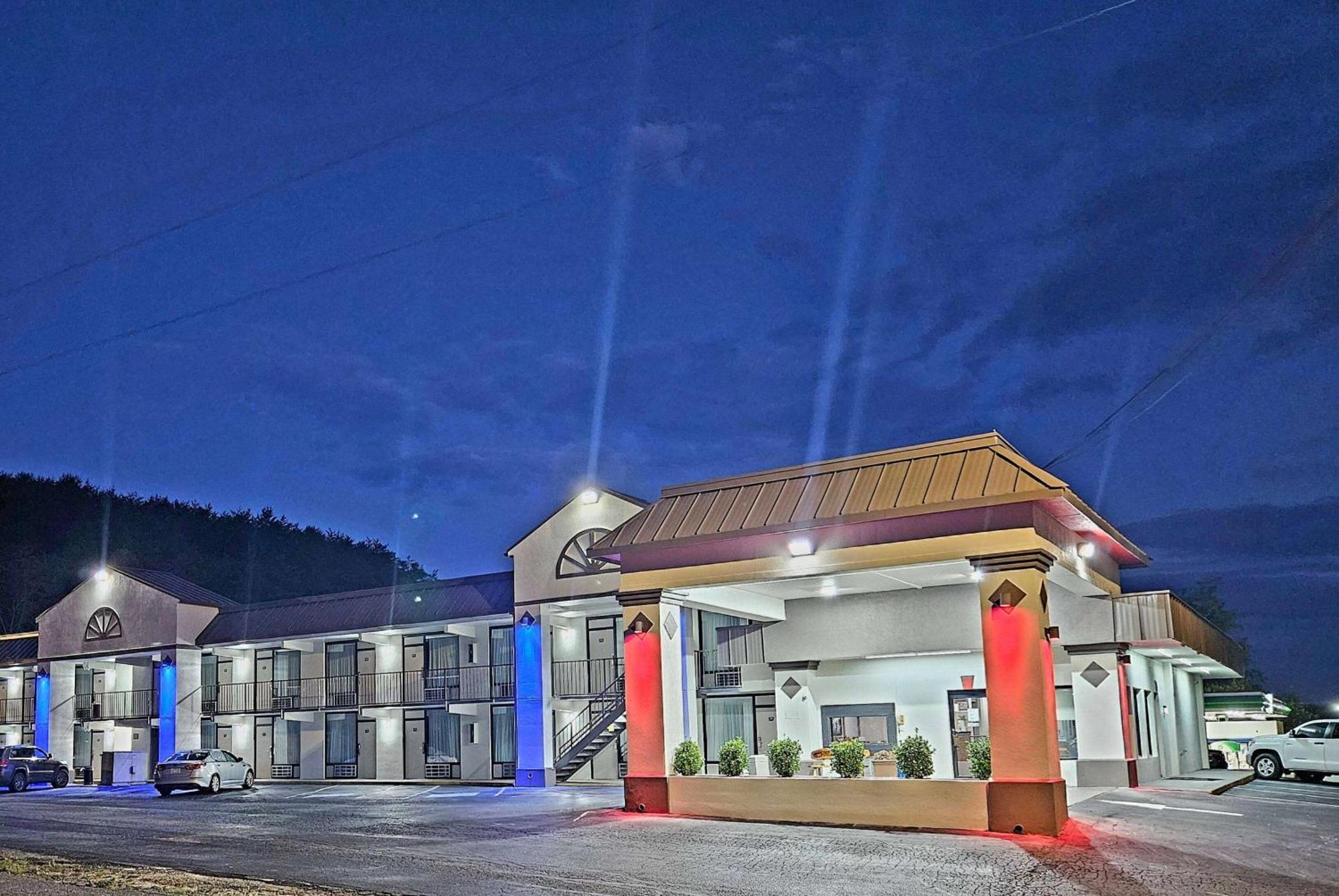 Super 8 By Wyndham Marion Nc Hotel Luaran gambar
